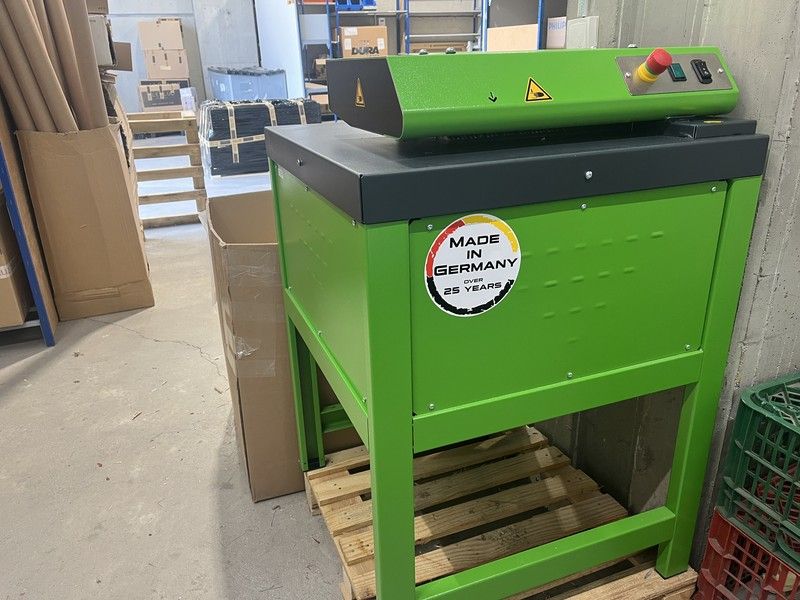 En Alealuz, reciclamos nuestros cartones y les damos una nueva vida.